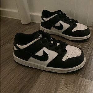 Nike Kids Black and White Sneakers